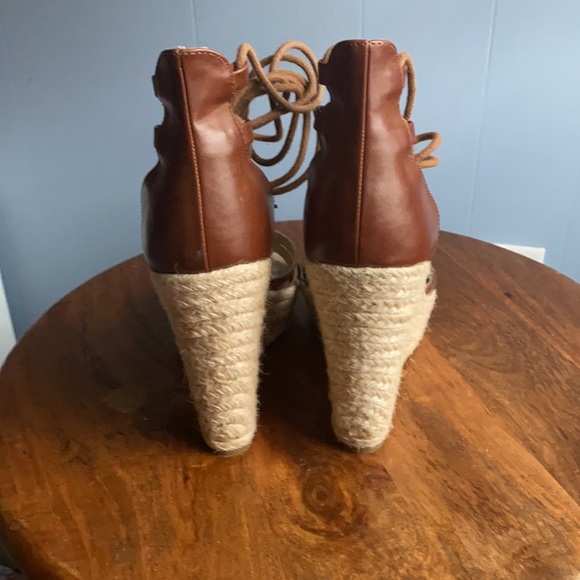 Guess Tan Leather Espadrilles 9.5 - Picture 5 of 7